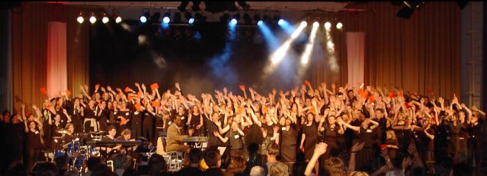 Masschoir beim Gospelworkshop 2002 in Friesenheim